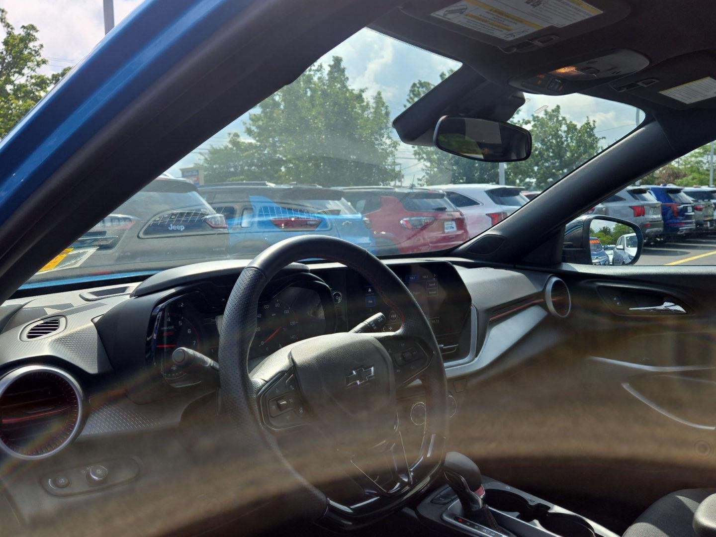 Used 2025 Marina Blue Metallic Chevrolet 1RS image 3