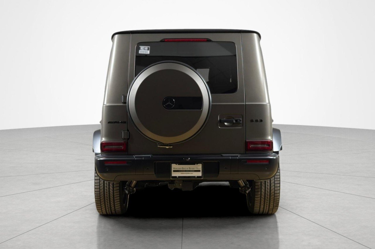 Certified Used 2025 MANUFAKTUR Monza Grey magno Mercedes-Benz AMG® G 63 image 4