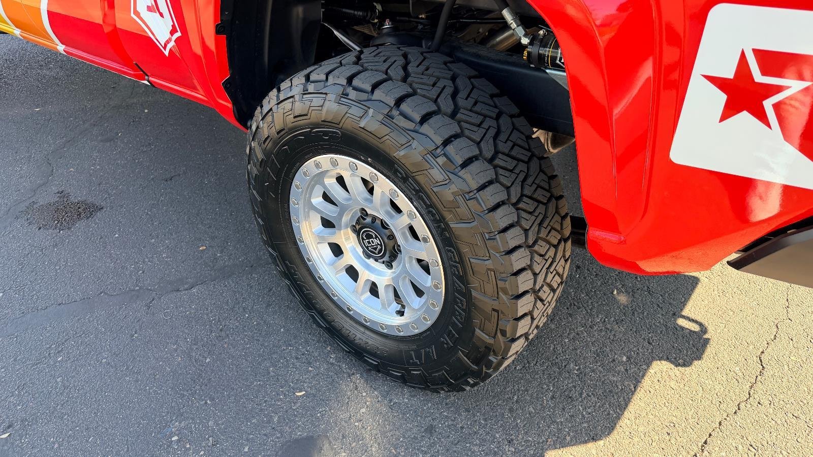 2025 Toyota Tacoma SR - Photo 18