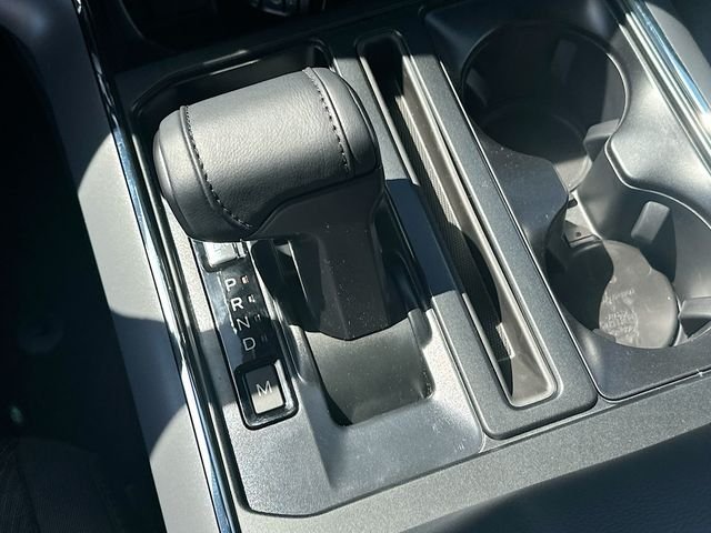 New 2026 Carbonized Gray Metallic Ford XLT image 49