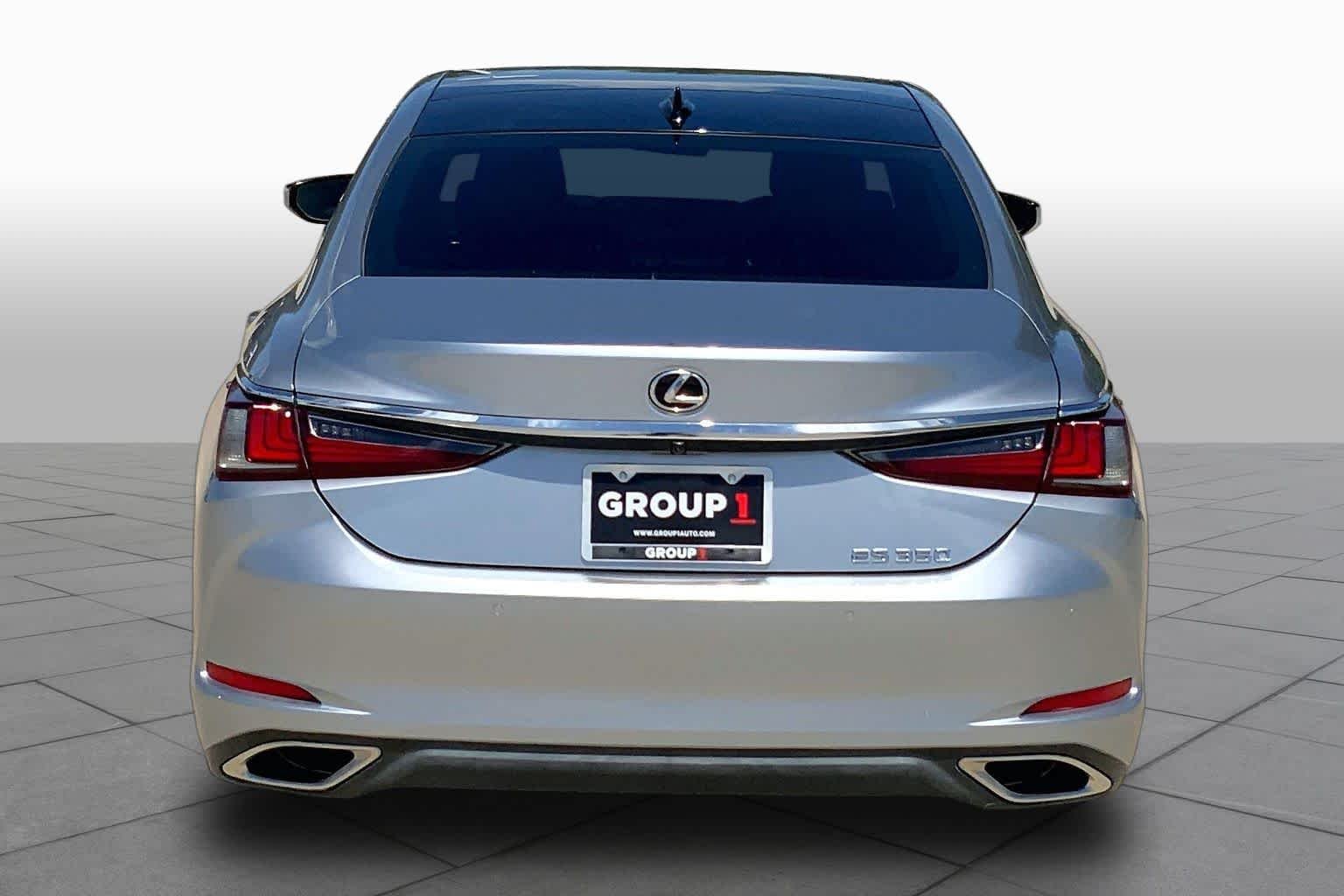 Used 2022 Iridium Lexus  image 5
