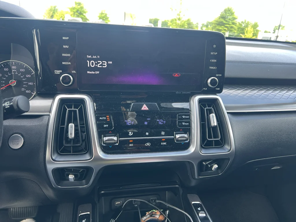 Used 2022 Sapphire Blue Kia S image 9