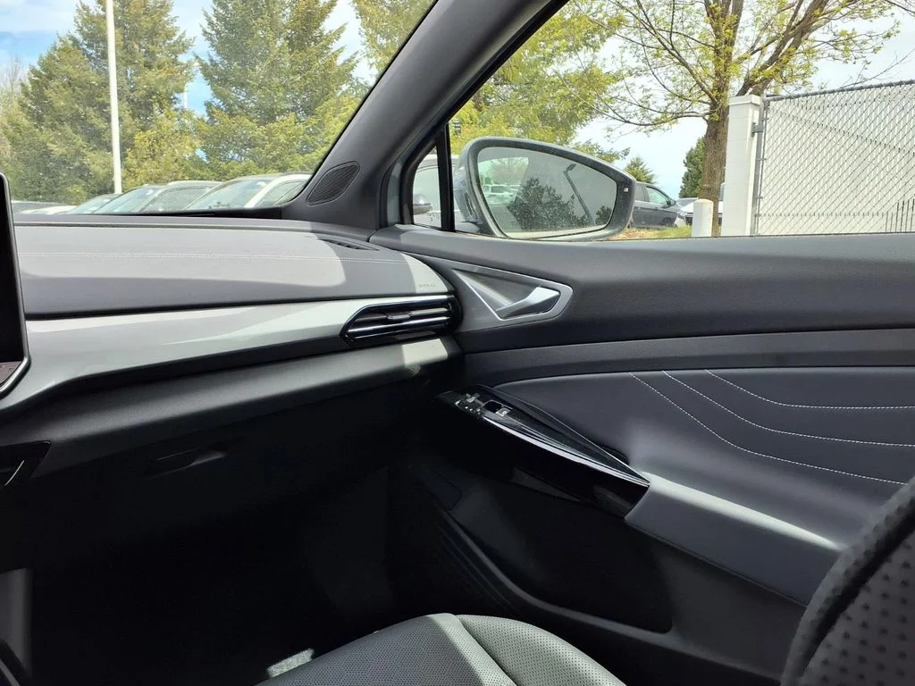 New 2026 Arctic Blue Metallic Volkswagen Pro S image 19