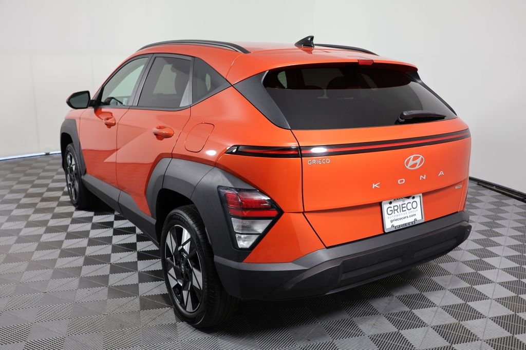 Used 2024 Orange Hyundai SEL image 6