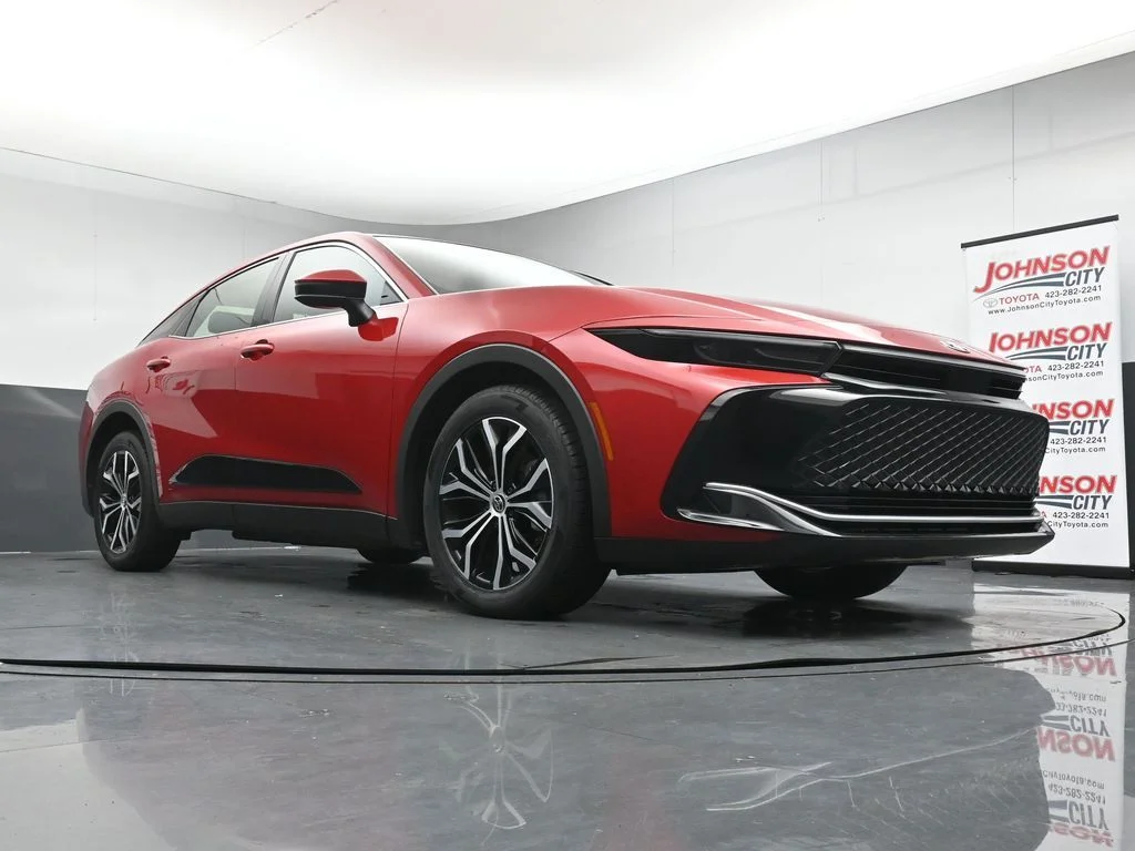 Used 2024 Red Toyota XLE image 31