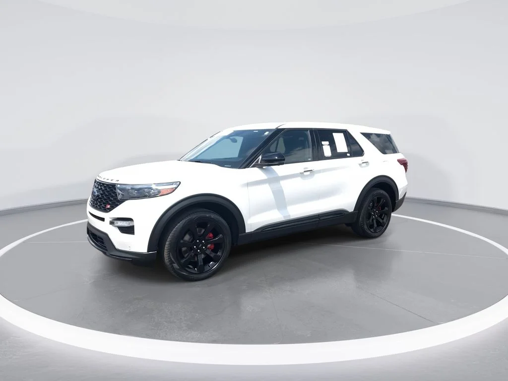 Used 2022 White Ford ST image 4