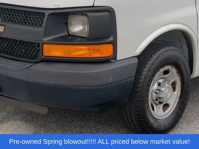 Used 2016 White Chevrolet Work Van image 17