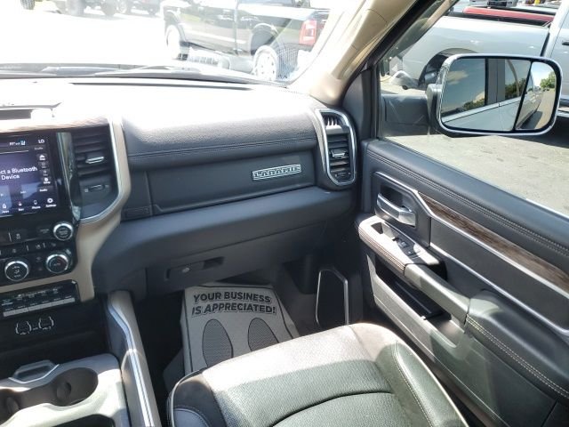 Used 2021 Silver Ram Laramie image 15