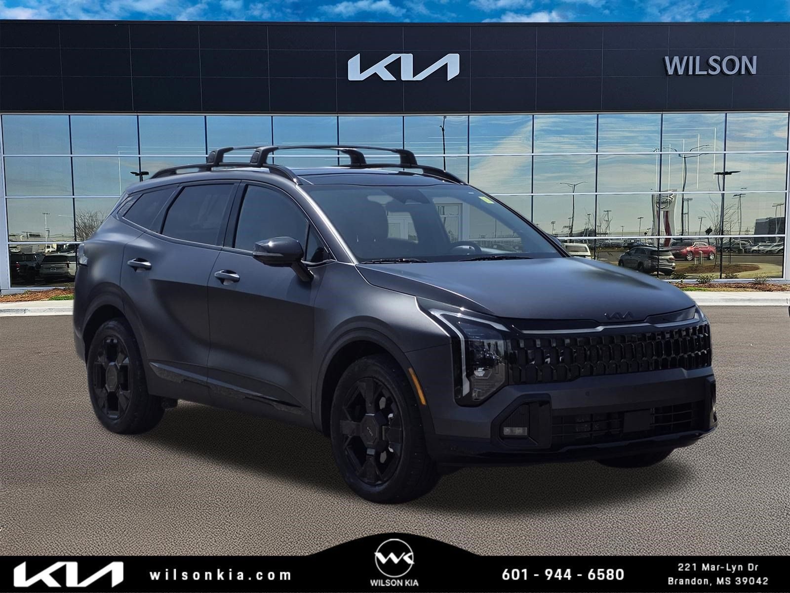 Used 2026 Black Kia X-Line image 1