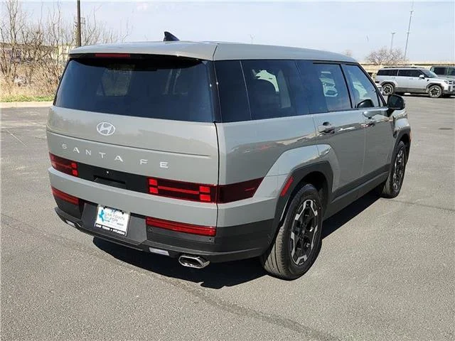 New 2026 Hampton Gray Hyundai SE image 4