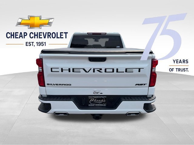Used 2024 Summit White Chevrolet RST image 4