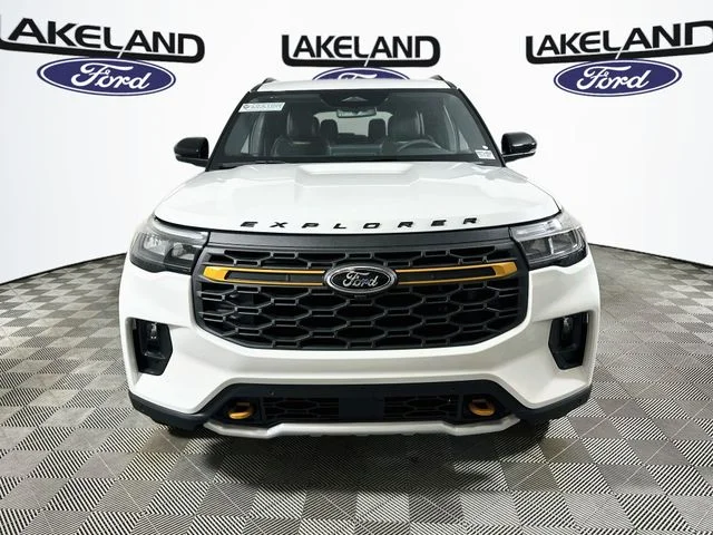 New 2026 White Ford Tremor image 8