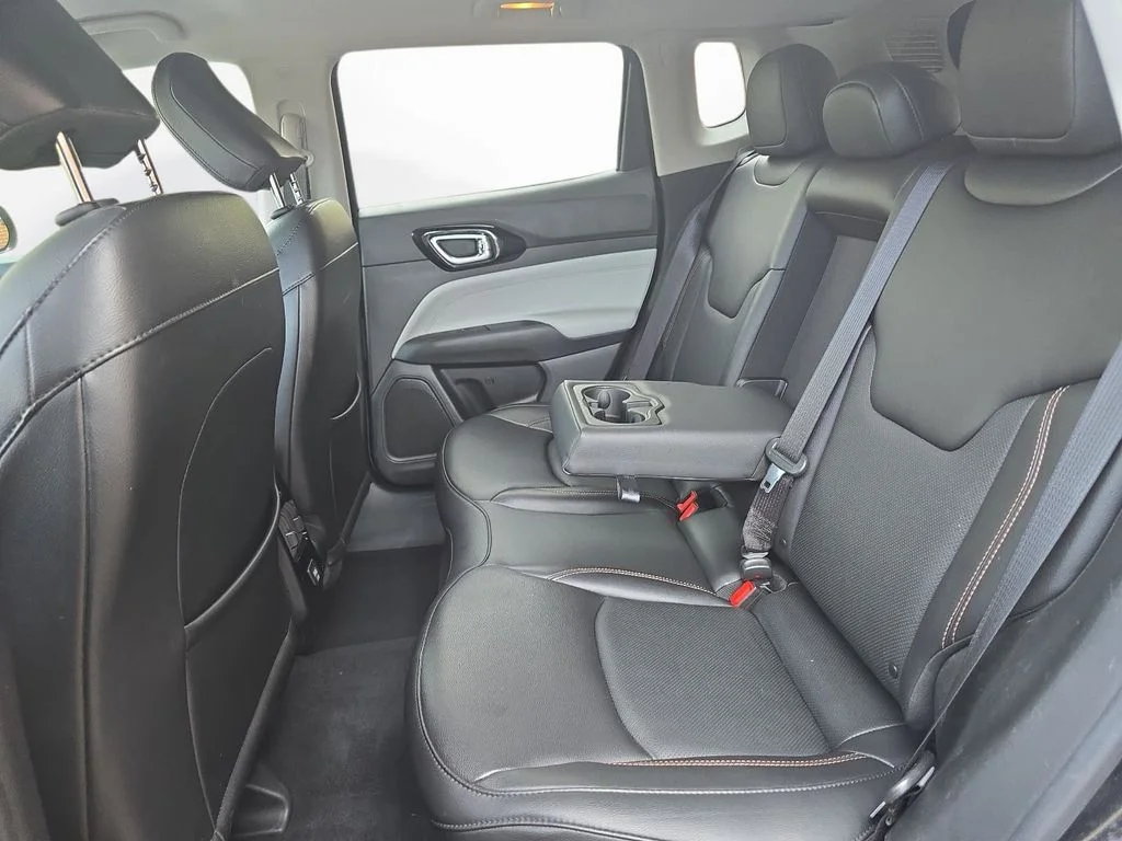 Used 2022 Black Jeep Limited image 13