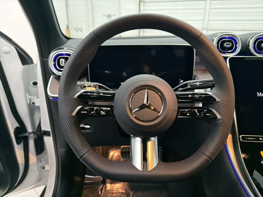 Used 2026 White Mercedes-Benz GLC 300 image 15