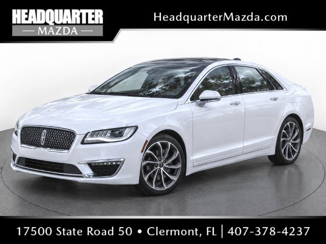 Used 2018 White Lincoln Reserve image 1