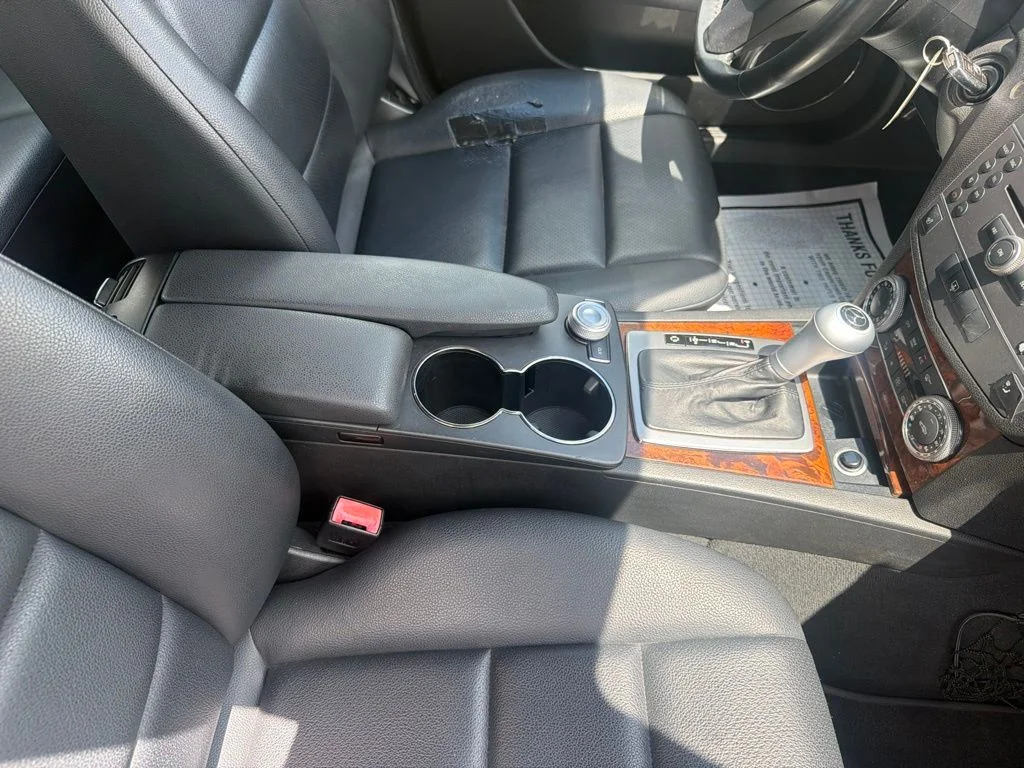 Used 2011 Silver Mercedes-Benz C 300 image 40