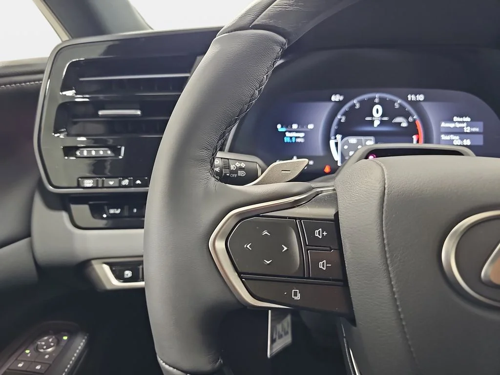 New 2026 Nori Green Pearl Lexus PREMIUM PLUS image 15