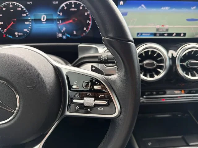 Used 2022 Gray Mercedes-Benz 4MATIC® image 24