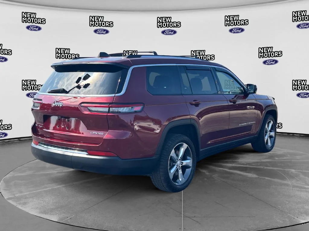 Used 2021 Velvet Jeep Limited image 5