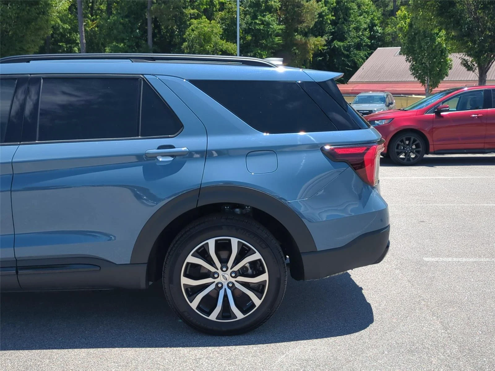 Used 2025 Vapor Blue Ford ST-Line image 11