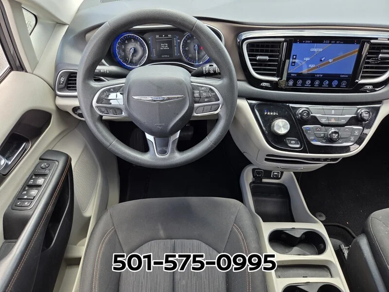 Used 2017 Crystal Metallic CHRYSLER TOURING FWD image 13