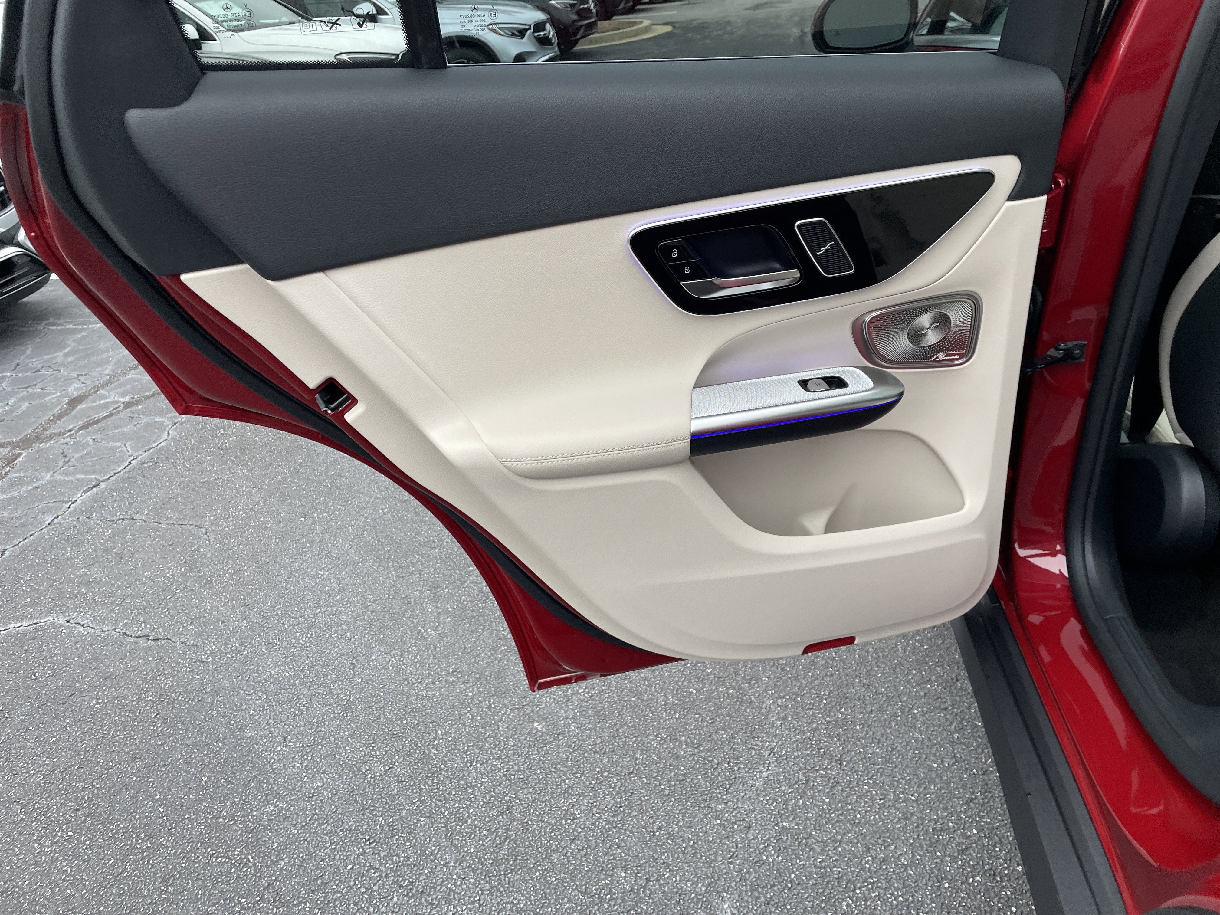 New 2026 MANUFAKTUR Patagonia Red Metallic Mercedes-Benz GLC 300 SUV image 35