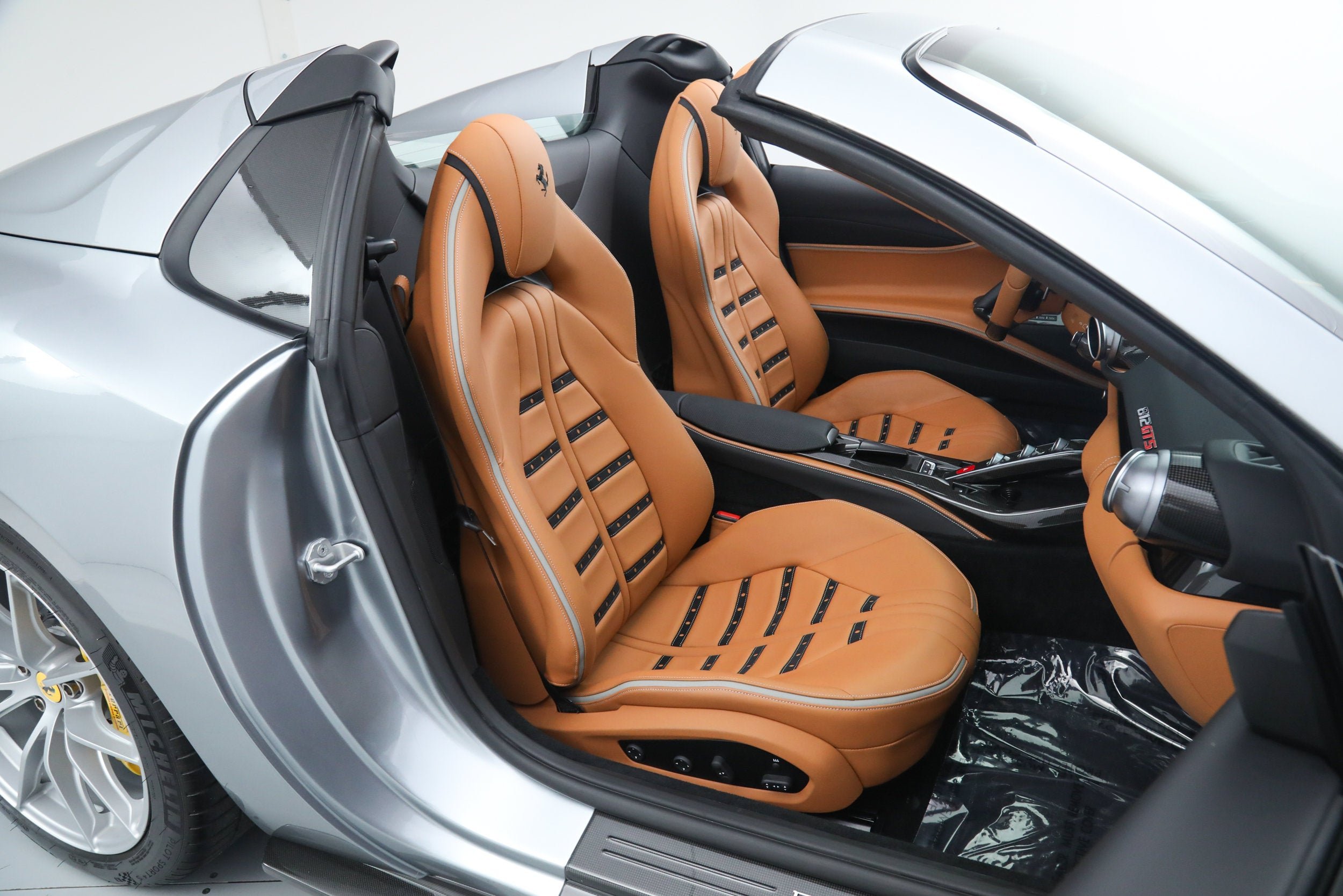 Certified Used 2023 Grigio Titanio Metall Ferrari  image 23