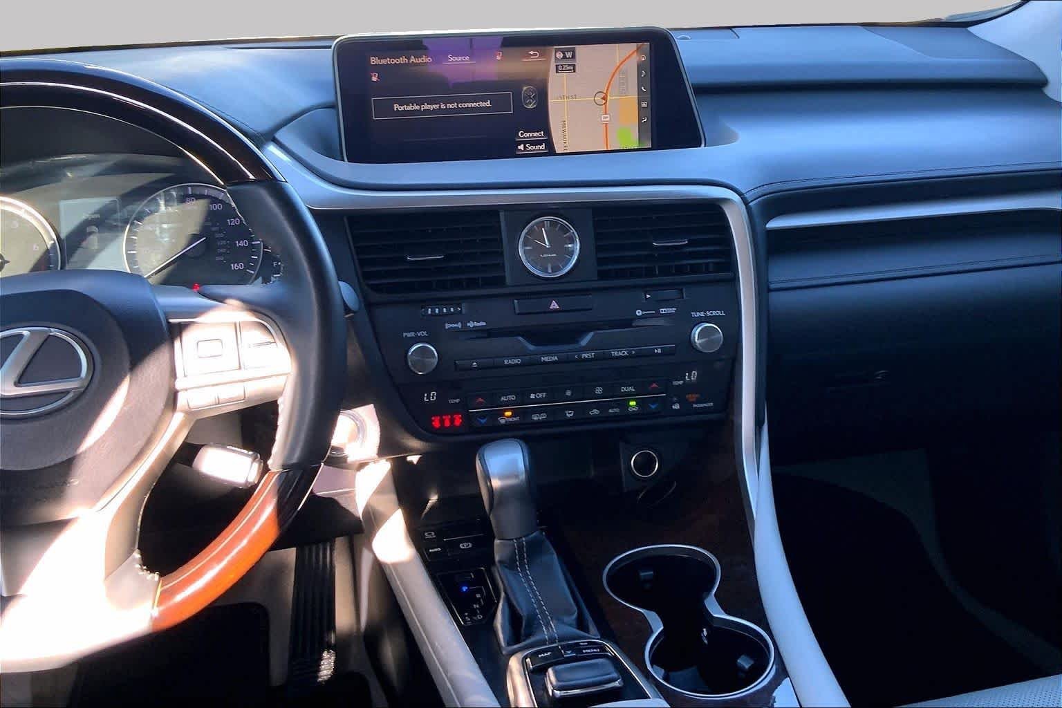 Certified Used 2018 Atomic Silver Lexus  image 7