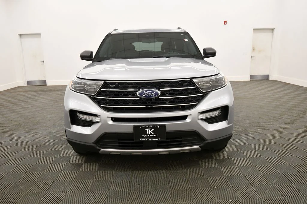 Used 2020 Silver Ford XLT image 11