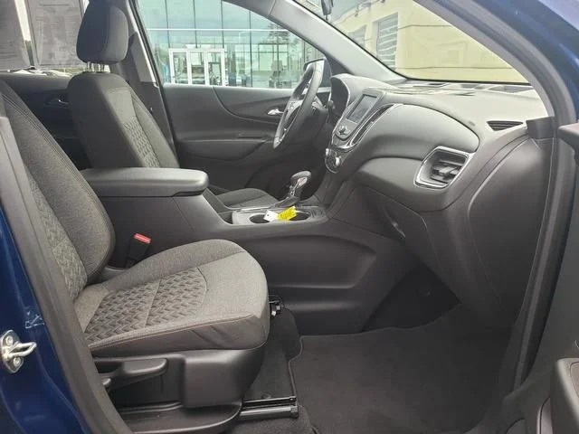 Used 2023 Blue Chevrolet LT image 17