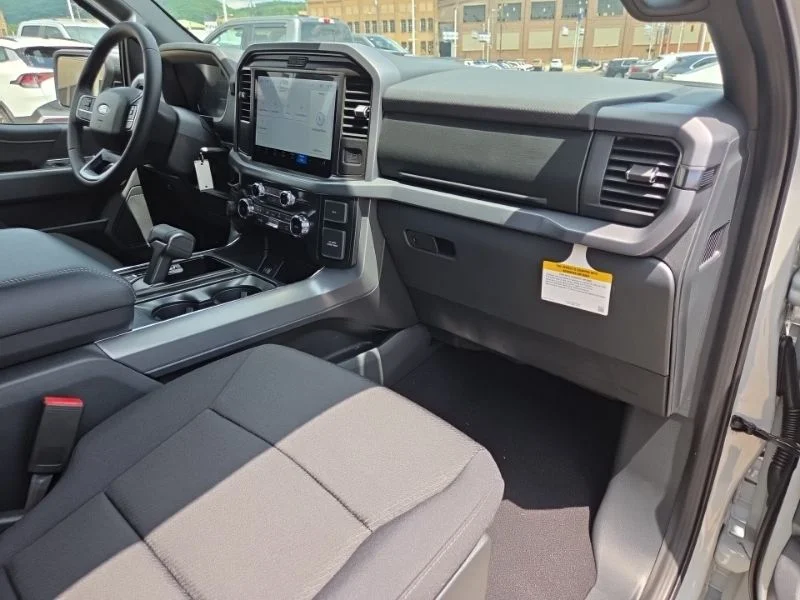 New 2026 Oxford White Ford F-250® XL image 14