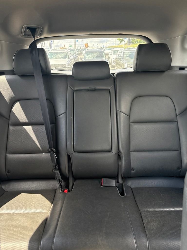 Used 2018 Gray Hyundai SEL Plus image 3