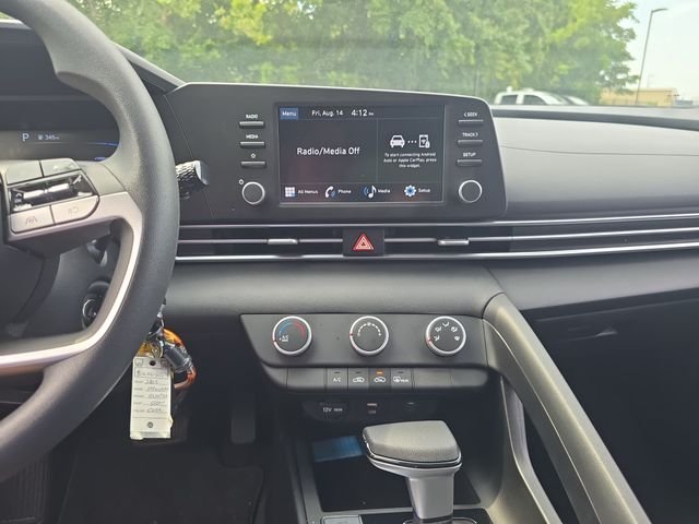 Used 2025 Gray Hyundai SE image 20