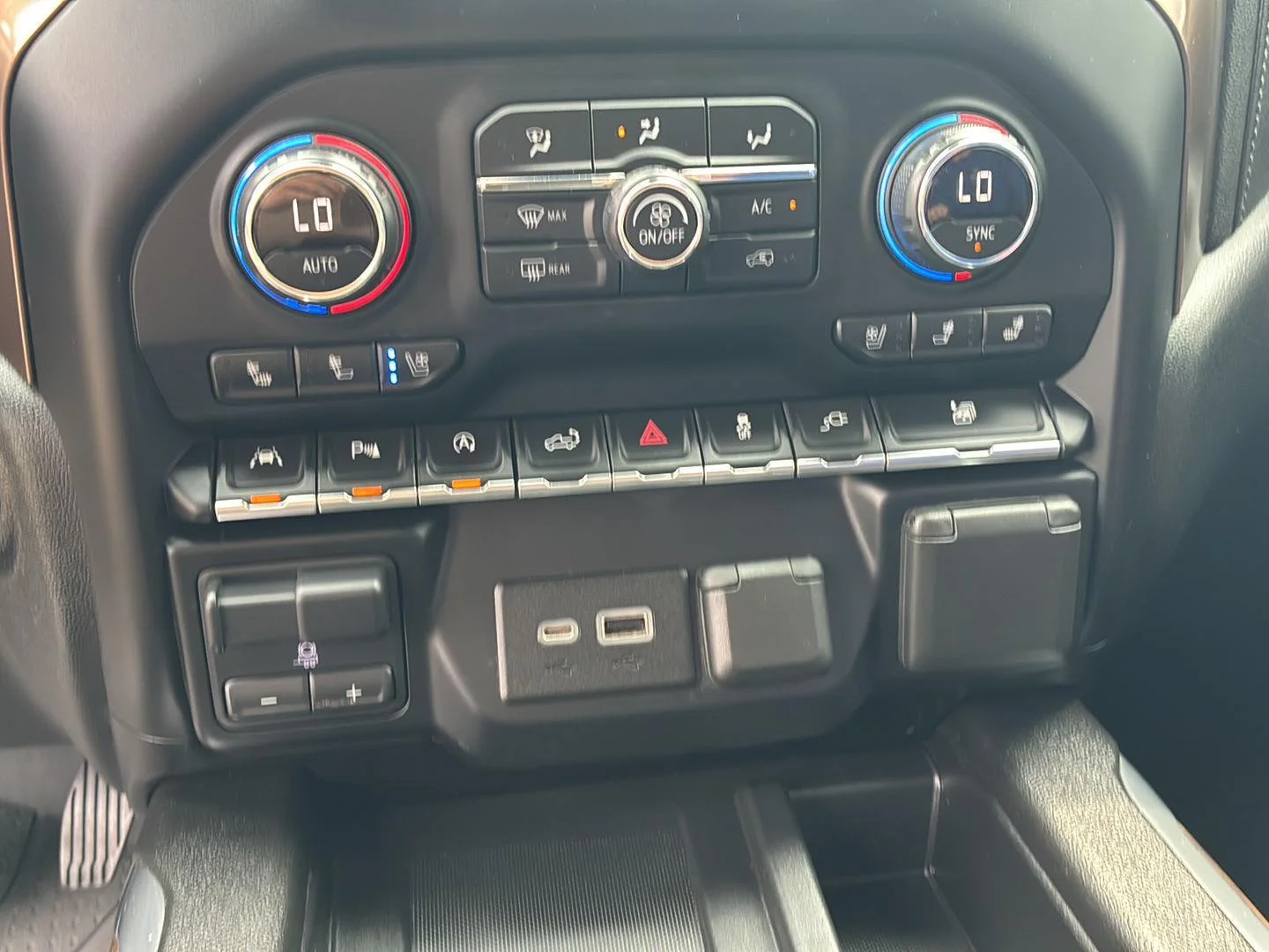 Used 2019 Black Chevrolet High Country image 22