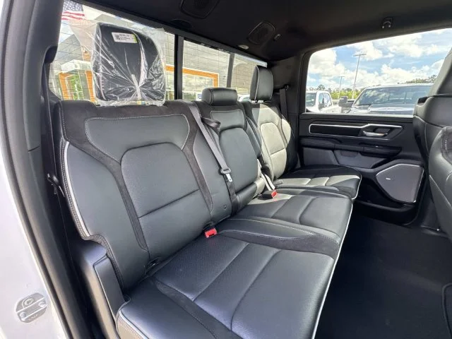 New 2027 Bright White Clear-Coat Exterior Paint RAM Laramie image 29