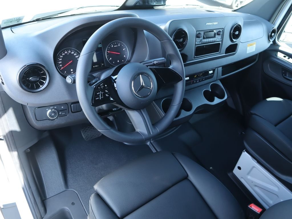 2025 Mercedes-Benz Sprinter Cargo Van Base - Photo 10