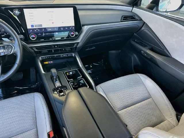 Used 2024 Pearl Lexus TX 350 Premium image 22