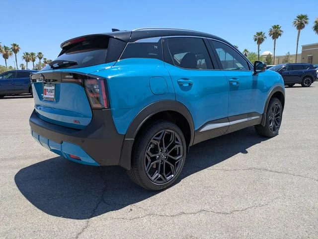 New 2026 Arctic Ice Blue Metallic / Super Black Two-tone Nissan SR image 3