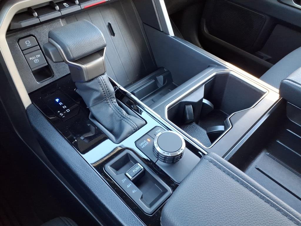 2026 Toyota Tundra SR5 - Photo 12