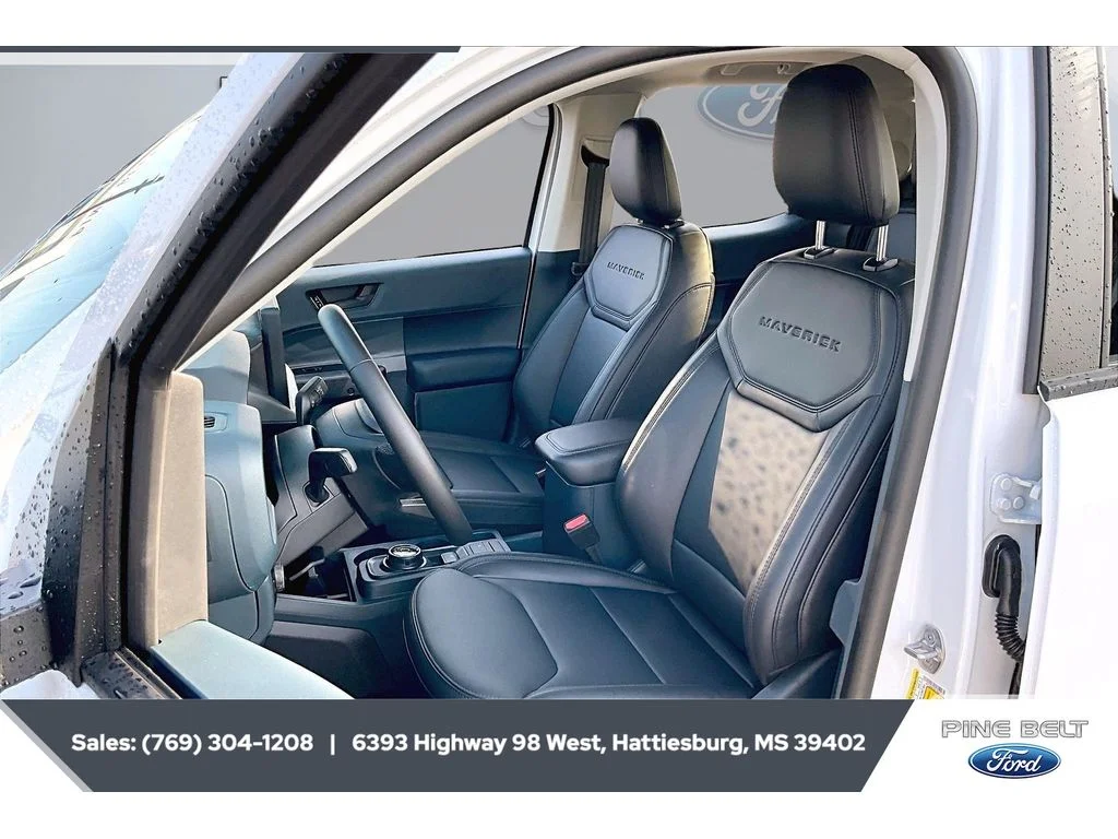 New 2026 Oxford White Ford Lariat® image 19