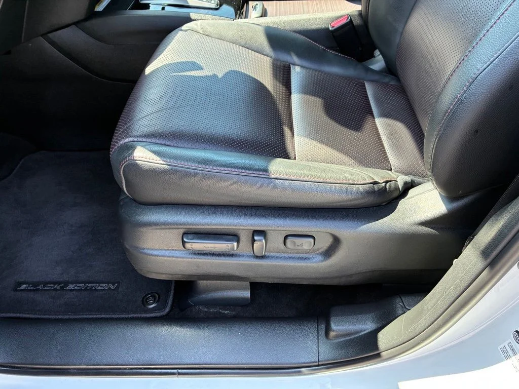 Used 2023 White Honda Black Edition image 25