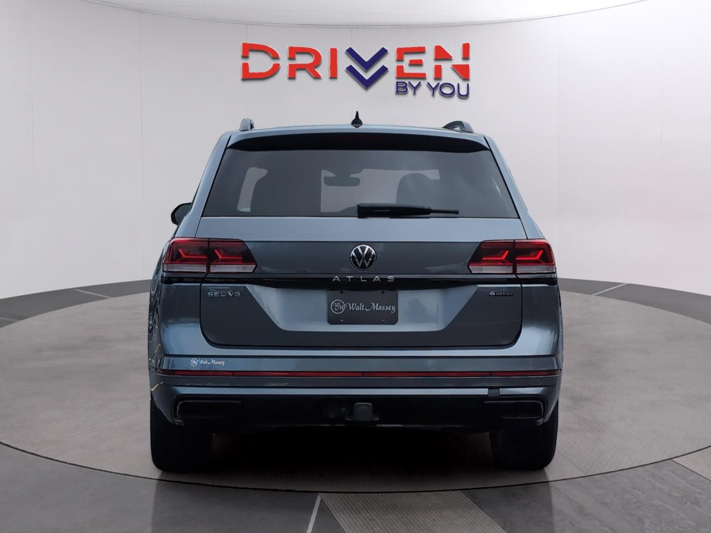 Used 2023 Platinum Gray Metallic Volkswagen 3.6L V6 SEL R-Line Black image 4