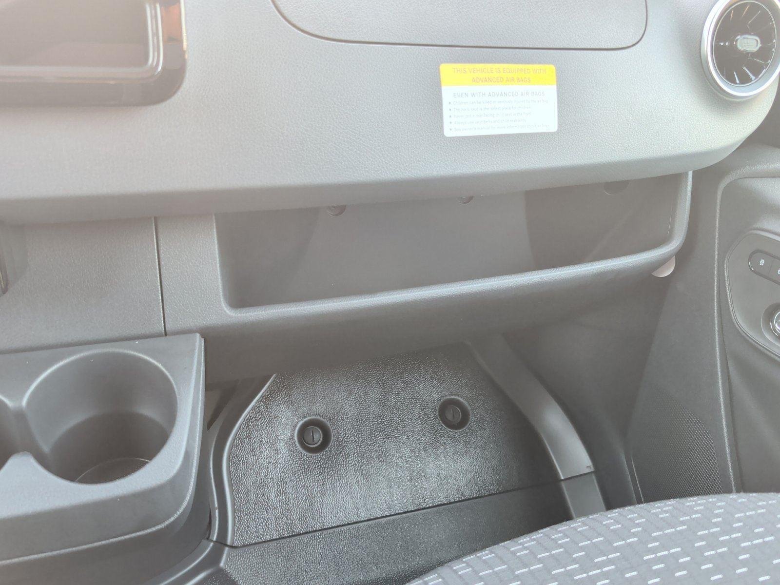 Used 2022 Iridium Silver Mercedes-Benz  image 37