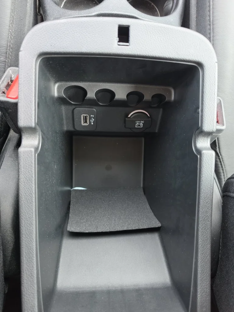 Used 2020 Gray Jeep Limited image 27