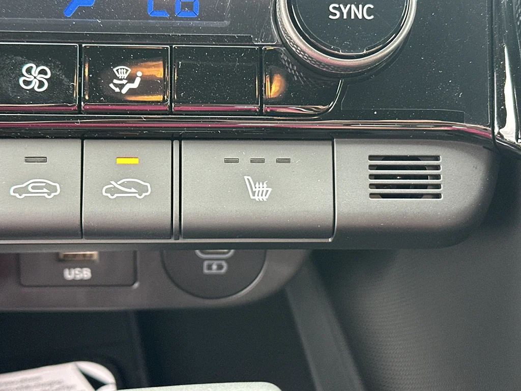 New 2026 Abyss Black Hyundai SEL Sport Premium image 22