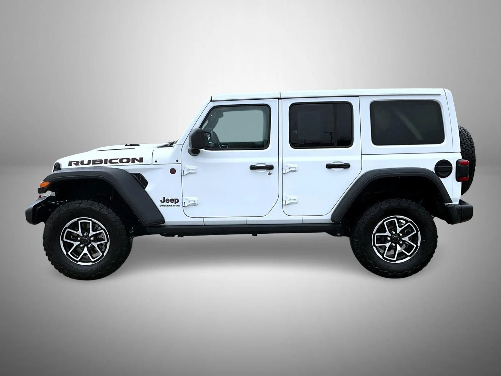 Used 2025 White/off-white Jeep Rubicon image 8