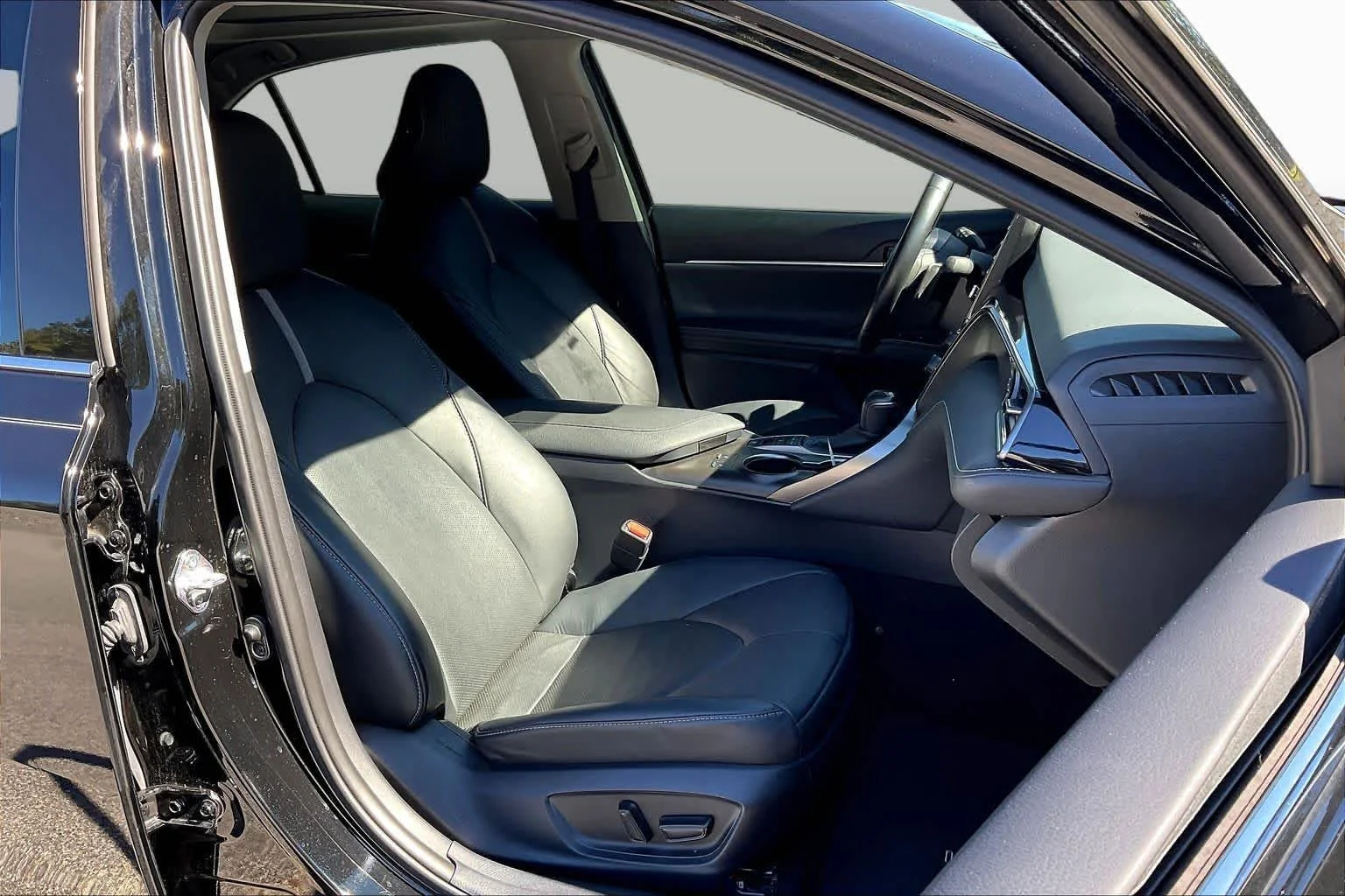 Used 2024 Midnight Black Metallic Toyota XSE image 9