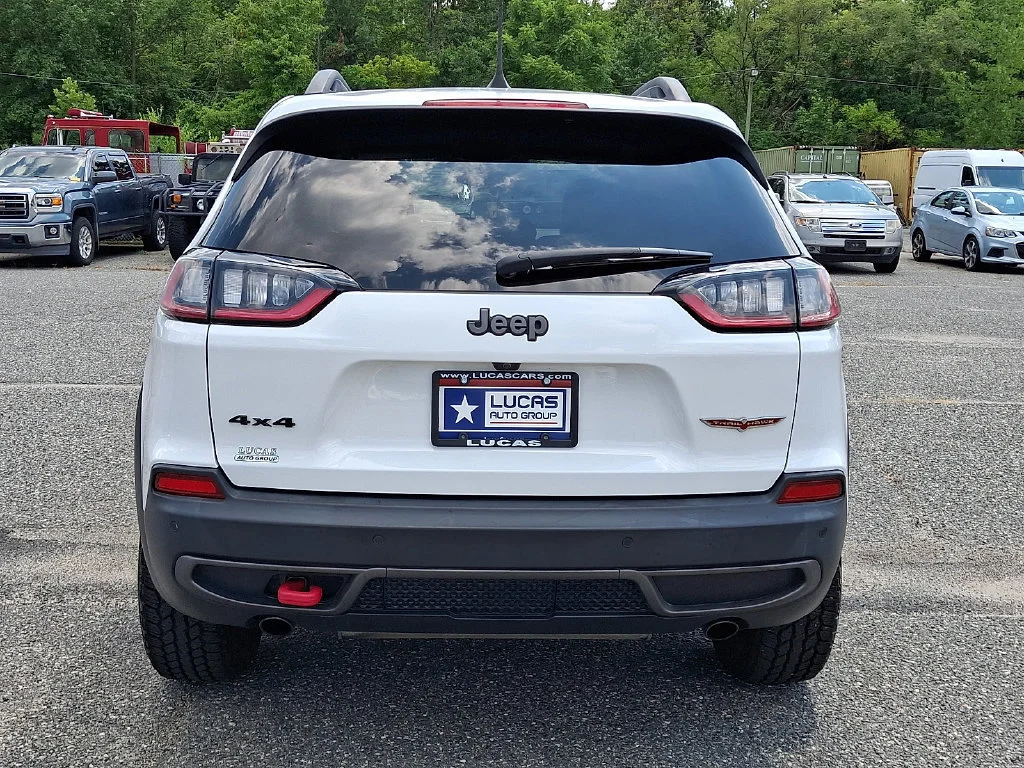 Used 2020 Bright White Clearcoat Jeep Trailhawk image 10