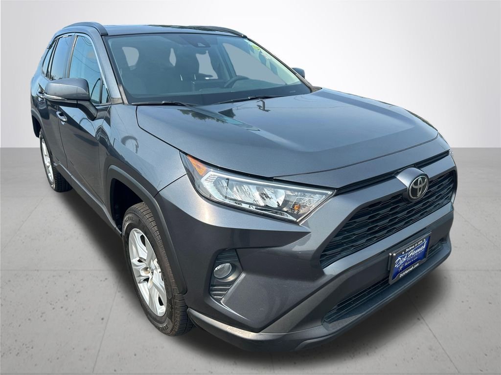 Used 2021 Gray Toyota XLE image 5