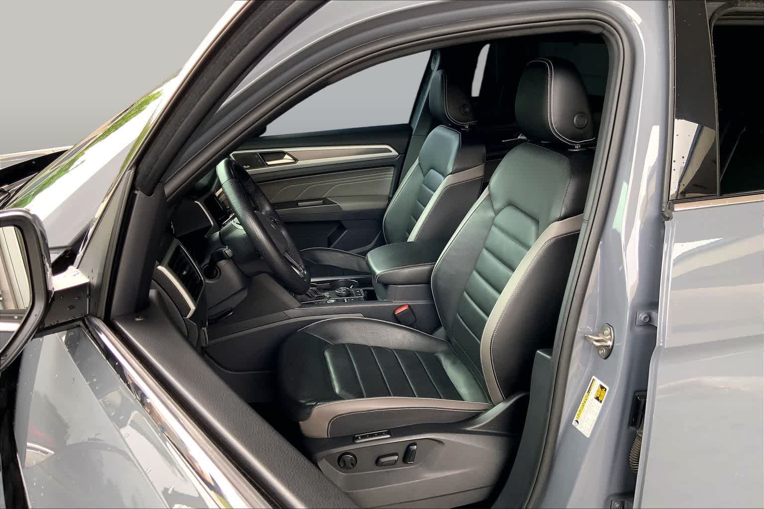 Used 2023 Pure Gray Volkswagen 3.6L V6 SEL Premium R-Line image 8